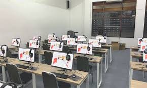Lab Komputer dan Bahasa